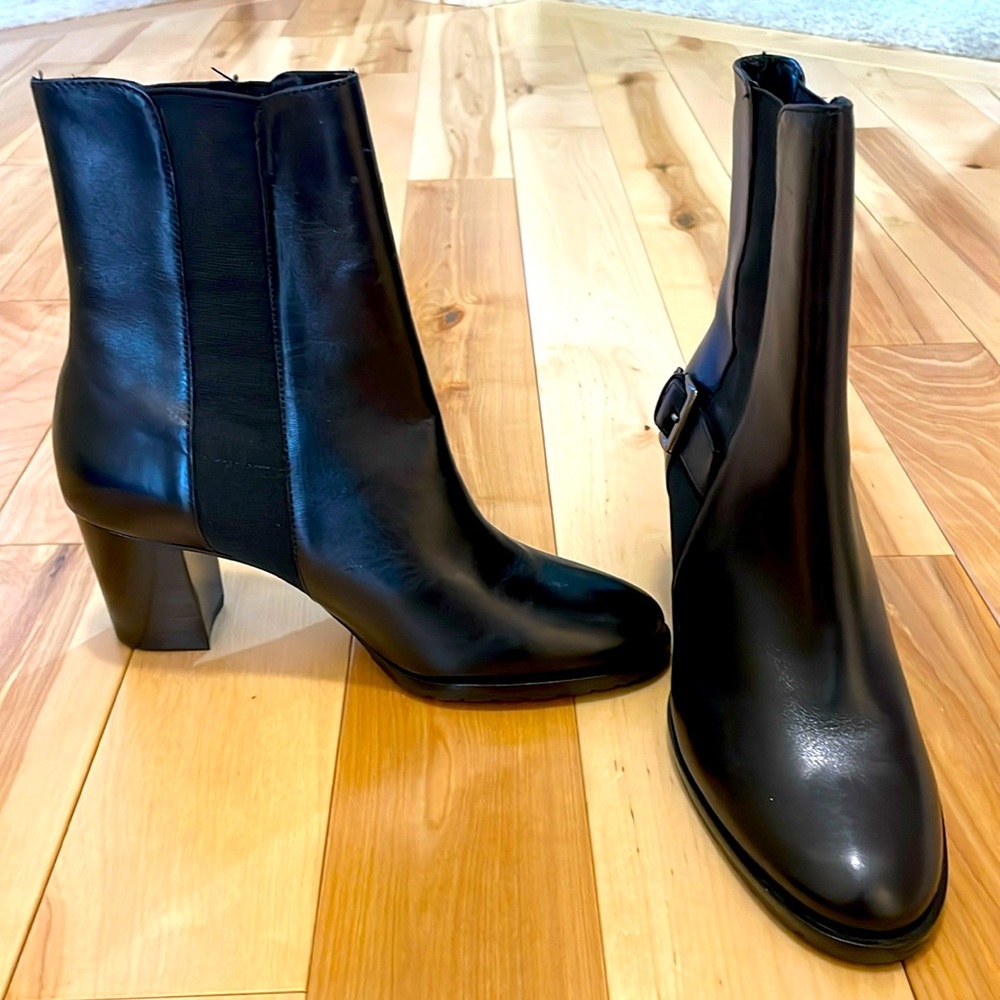 Cole Haan Callan Short boot Black size 7